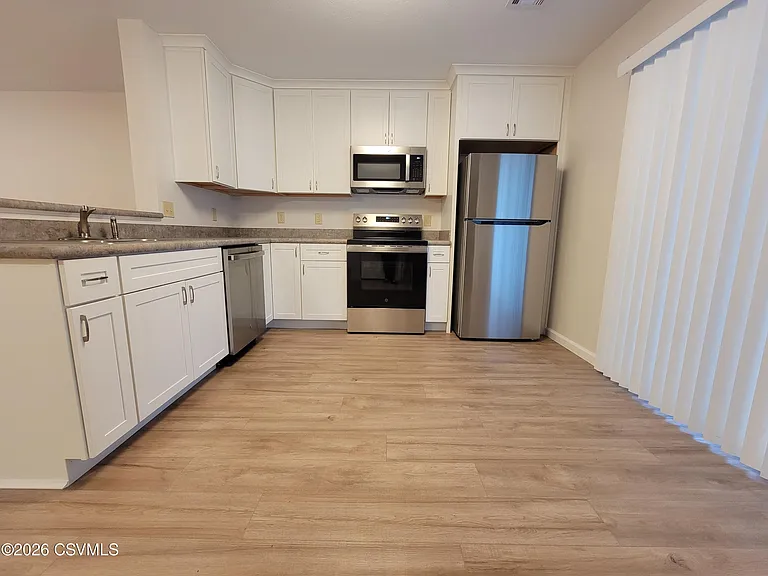 5 Banyan St — Photo 11
