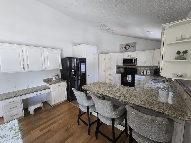 8145 S White Oak Dr — Photo 10