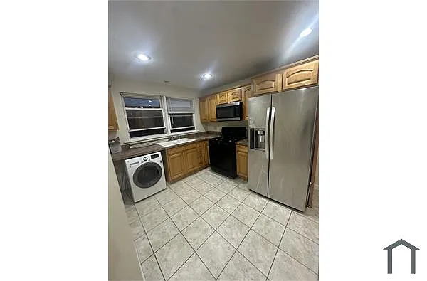 9215 S Cottage Grove Ave APT 2E photo 1