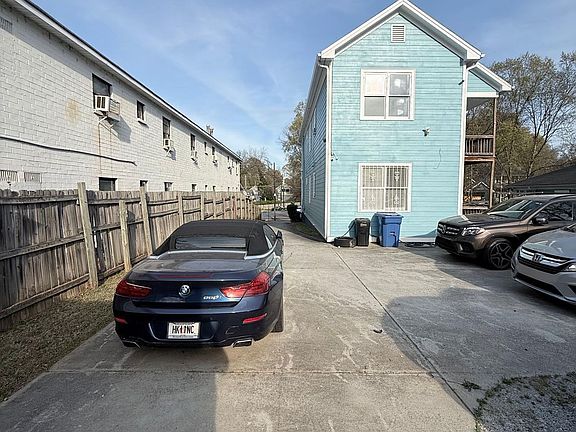 4th image of 959 Washington St SW