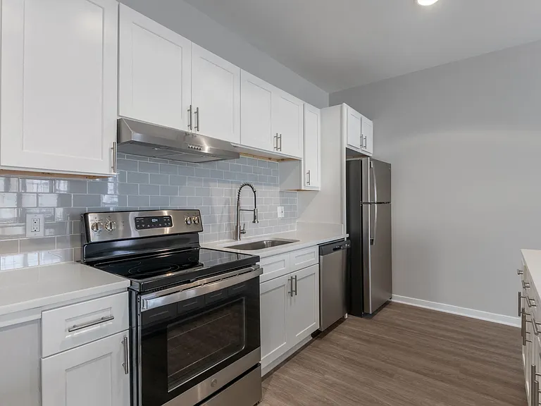Flats at West Broad Village — Photo 2