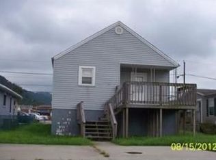 403 E 11th St, Belle, WV 25015