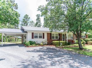 851 Quewhiffle Rd, Aberdeen, NC 28315