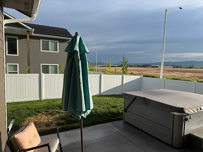 502 Pheasant Ln — Photo 36