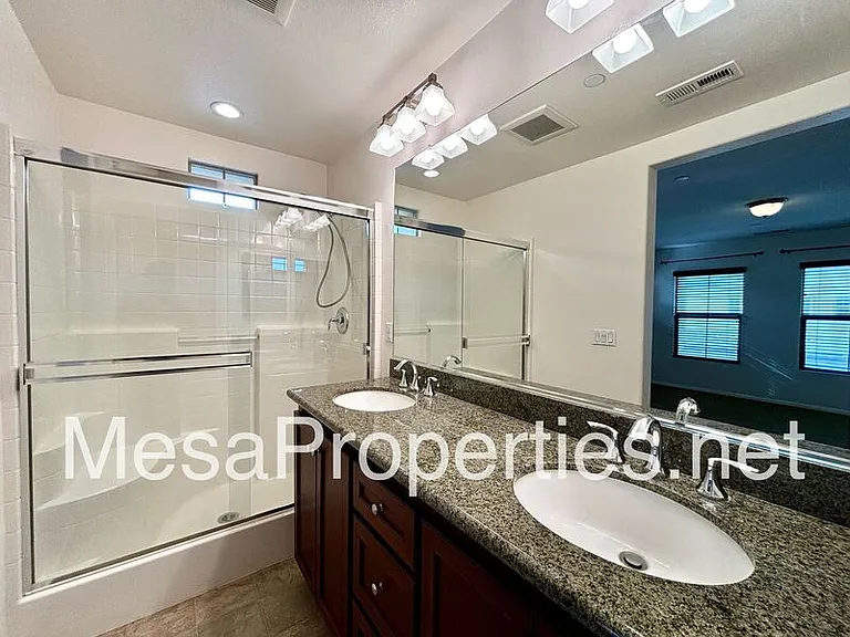 12368 Claredon Dr #6 — Photo 28