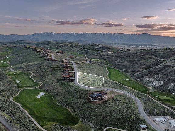 2nd image of 7345 Golden Bear Loop W