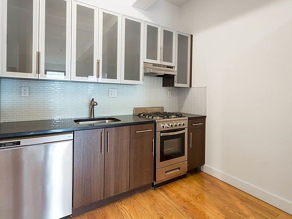 5th image of 2066 5th Ave #2B