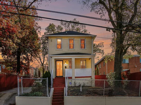 5347 Bass Pl SE, Washington, DC 20019