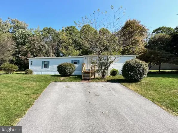 13145 Ashton Dr #15, Waynesboro, PA 17268