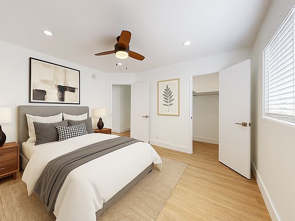 5th image of 1933 S Bedford St #14