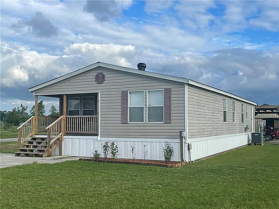 2nd image of 305 Blakefield Dr