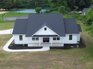 53709 Ridgeview Ln, Bristol, IN 46507