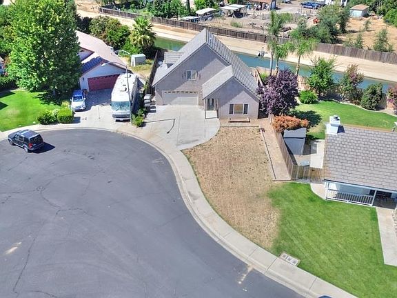 2nd image of 422 Chaffee Ln