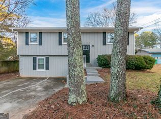 2098 Mallard Crst, Lithonia, GA 30058