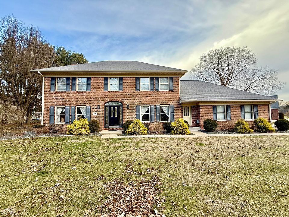 1st image of 106 White Oak Dr