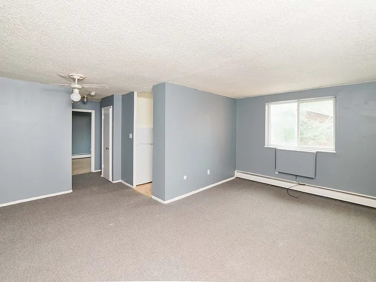 Colonial Commons — Photo 20