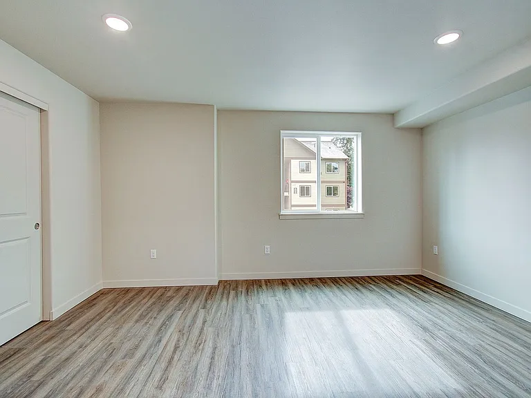 404 NE 117th Ave #104 — Photo 18
