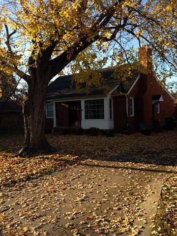 1st image of 807 Maple Ave