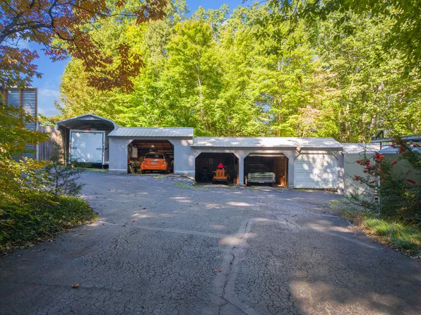 285 Sontag Rd, Rocky Mount, VA 24151