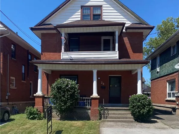 28 Grove St, Welland, ON L3B 4B4