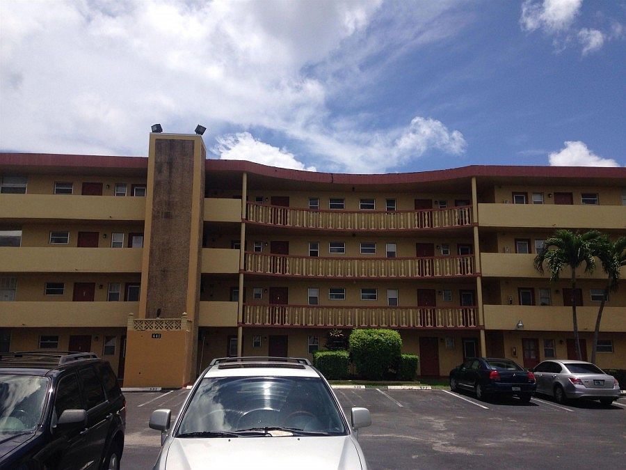 1st image of 443 NE 195th St APT 143