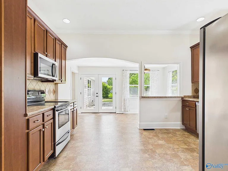 501 Prospect Dr SE — Photo 11