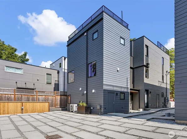 8039 Wallingford Avenue N #B, Seattle, WA 98103