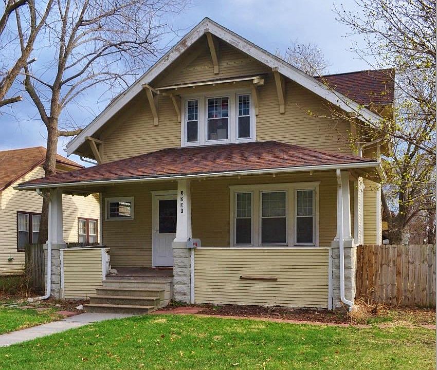 1st image of 3201 Holdrege St