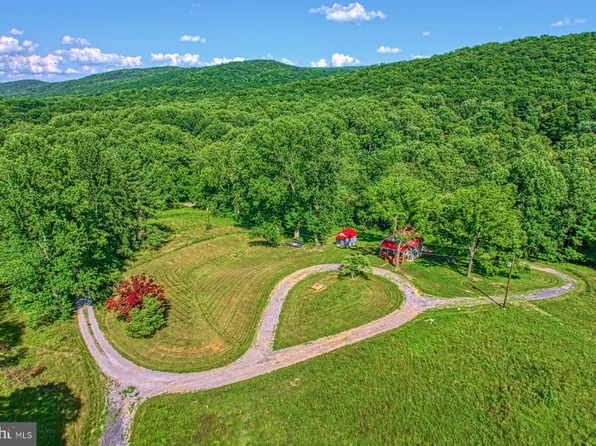 2683 Mount Carmel Rd, Bluemont, VA 20135