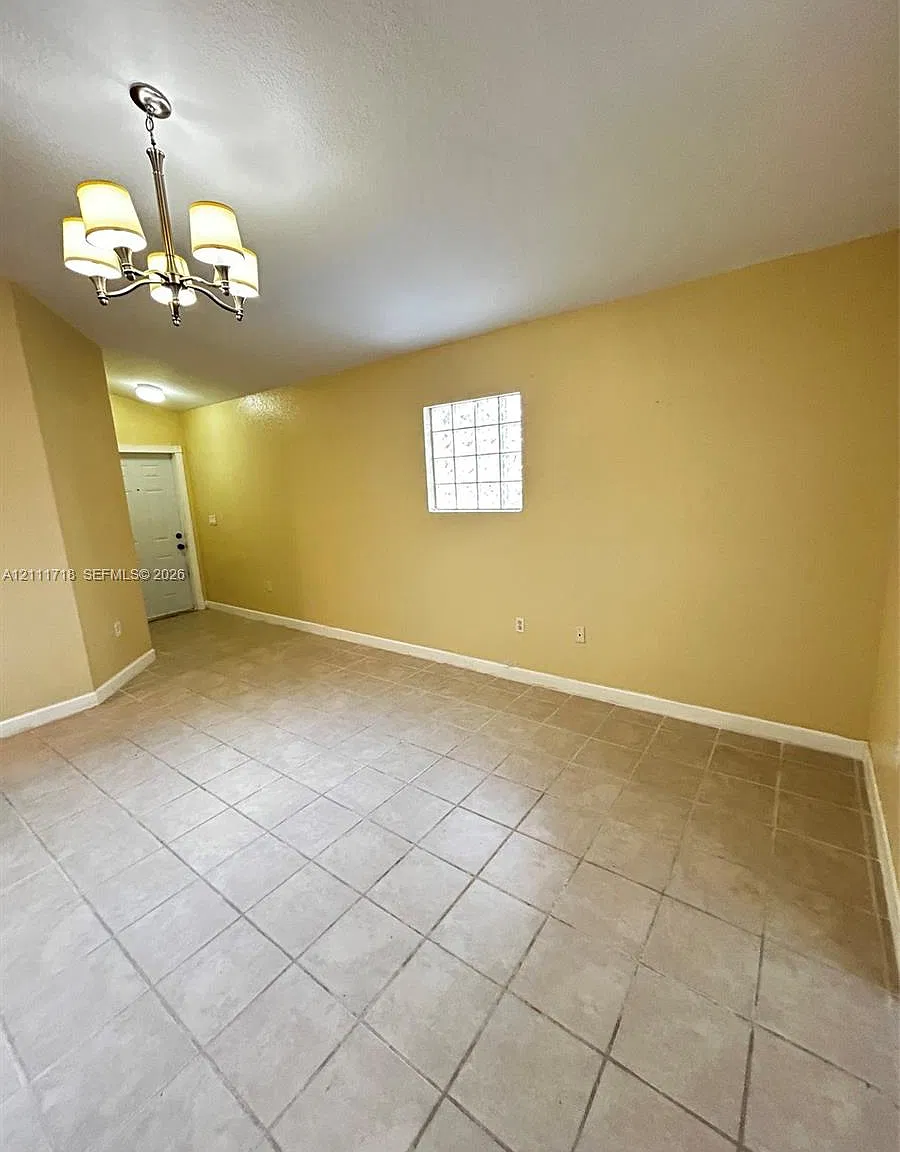 Edgewater Condo — Photo 4