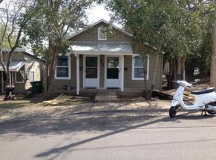 2705 E 16th St #B, Austin, TX 78702