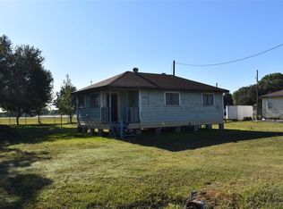 705 Margie St, Wallis, TX 77485