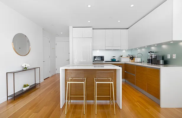 Sold by Compass | media 6