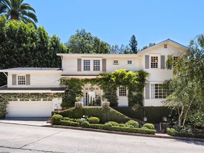 1446 Lindacrest Dr, Beverly Hills, CA, 90210