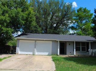 6321 Wheaton Dr, Fort Worth, TX 76133