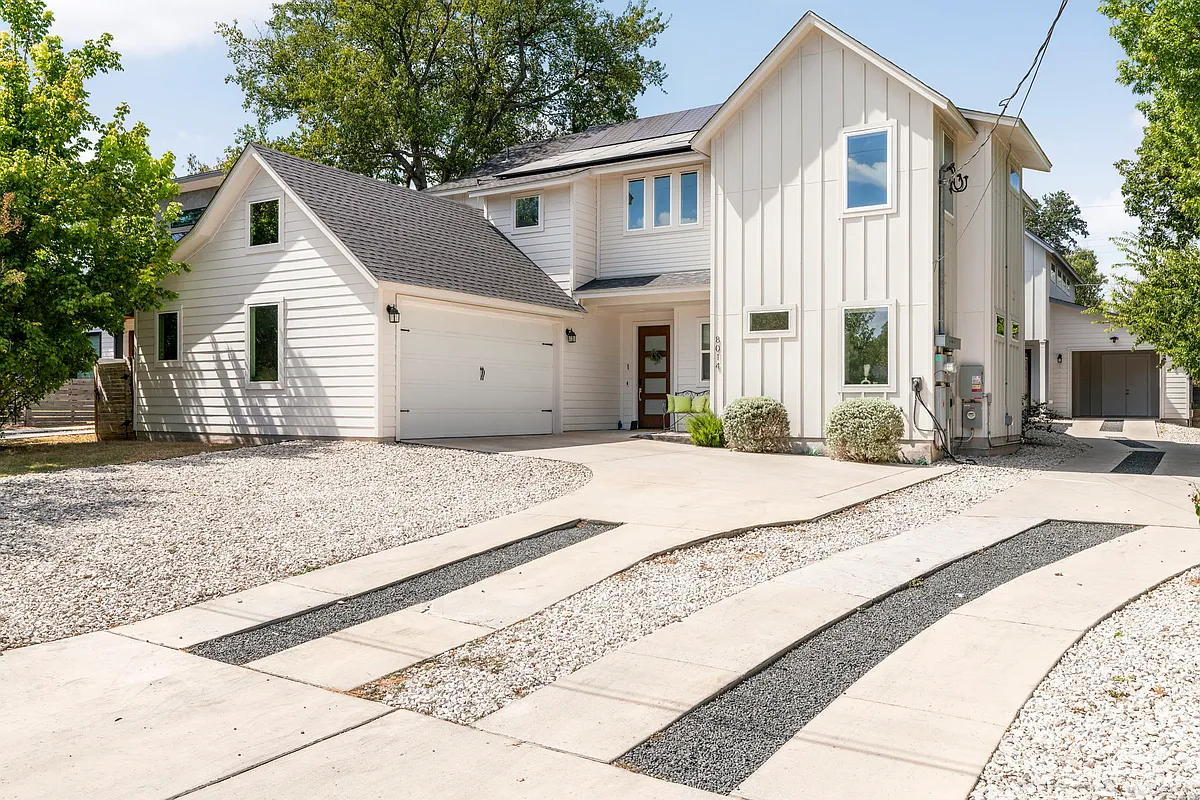 Building Photo - 8014 Tisdale Dr #1