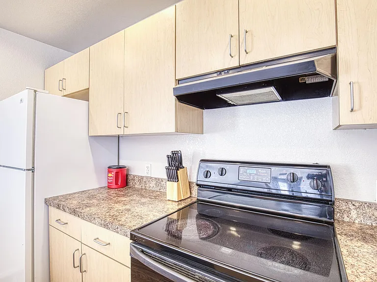 1833 E Water St #2 — Photo 16