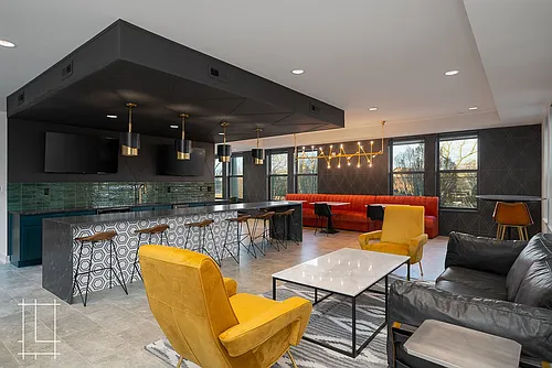 Floor plan 221