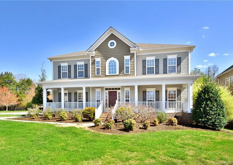 1st image of 517 Montgrove Pl