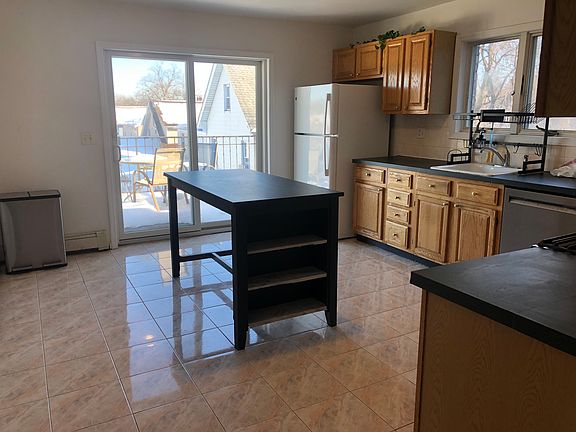 2nd image of 659 Gramatan Ave #3