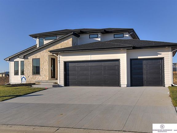 3rd image of 3102 N 184th St