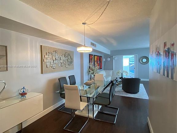 5th image of 905 Brickell Bay Dr APT 327