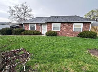 2755 Prosperity Dr, Columbus, IN