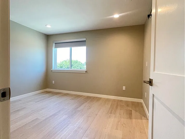 4251 E Live Oak Ave #8 — Photo 18