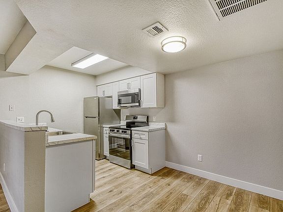 5th image of 132 E Brown Rd #2-2012