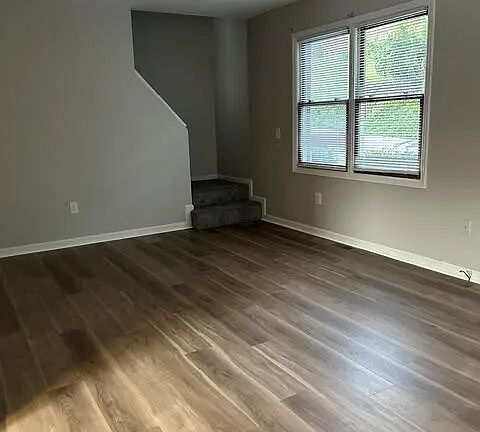 3rd image of 10 Walden Ave