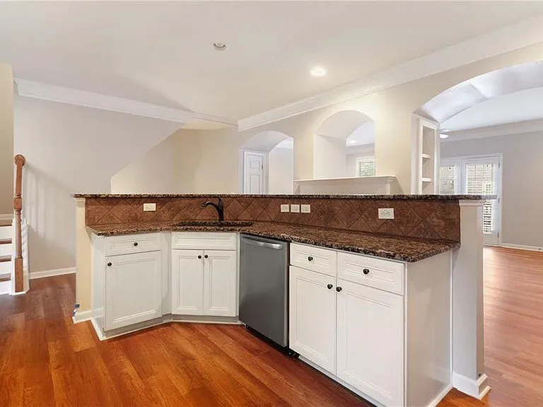10467 Holliwell Ct — Photo 11