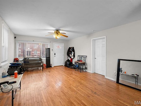 5th image of 2335 Louisiana Ave