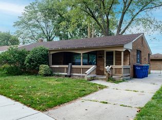 32044 Knollwood Dr, Warren, MI 48092