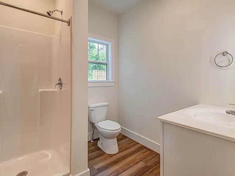 204 Cascade Ridge Rd — Photo 9